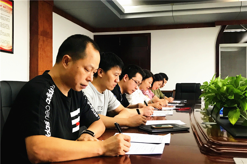 2017年8月7日 旌驰交投公司开展两学一做应知应会测试2_副本 2017年8月7日 旌驰交投公司开展两学一做应知应会测试2_副本