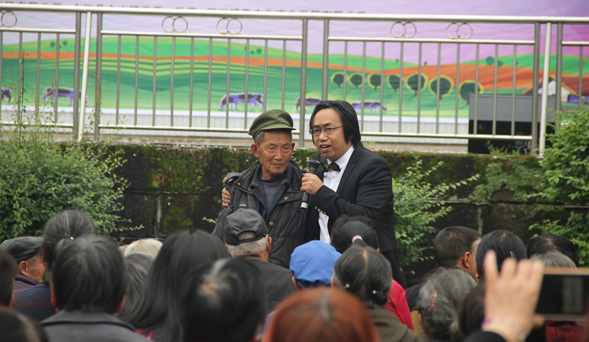 2018年10月22日新世界娱乐城
送文艺下乡2018音乐乡村行音乐会精彩纷呈3 2018年10月22日新世界娱乐城
送文艺下乡2018音乐乡村行音乐会精彩纷呈3