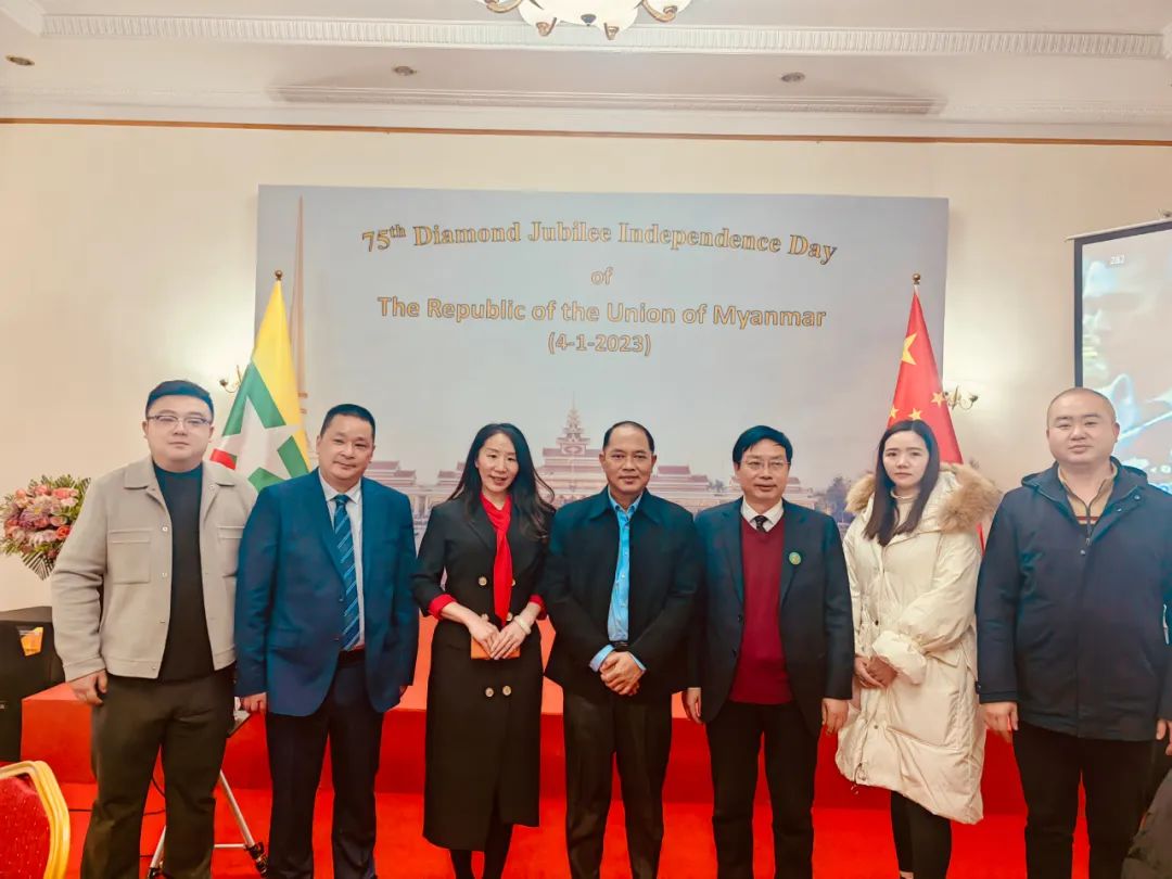 新世界娱乐城
受邀出席缅甸独立75周年招待会