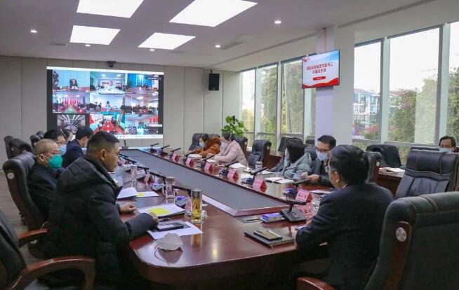 讲好廉政党课 筑牢拒腐防线——新世界娱乐城
“一把手”讲专题廉政党课